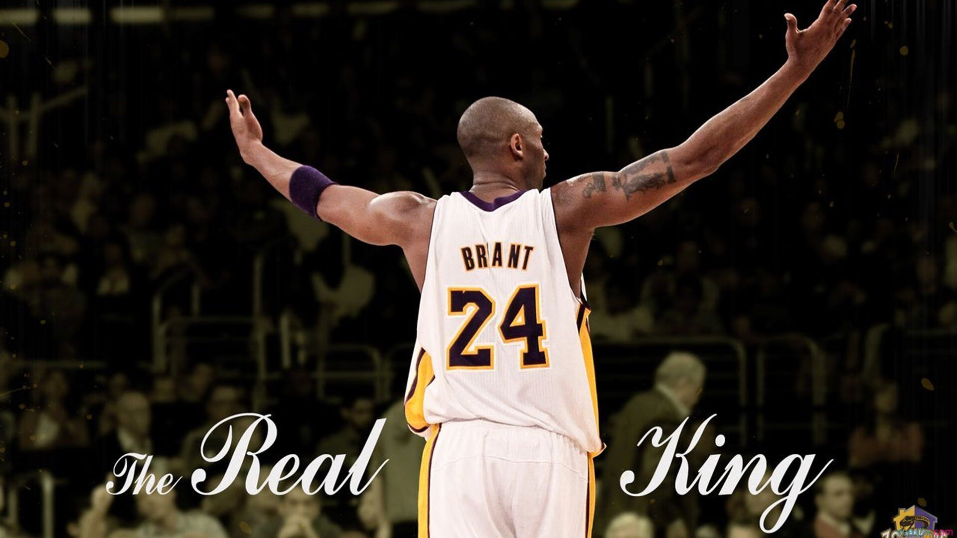 绿茵与硬木的交响，当曼联打穿尤文成为NBA季后赛的另类焦点