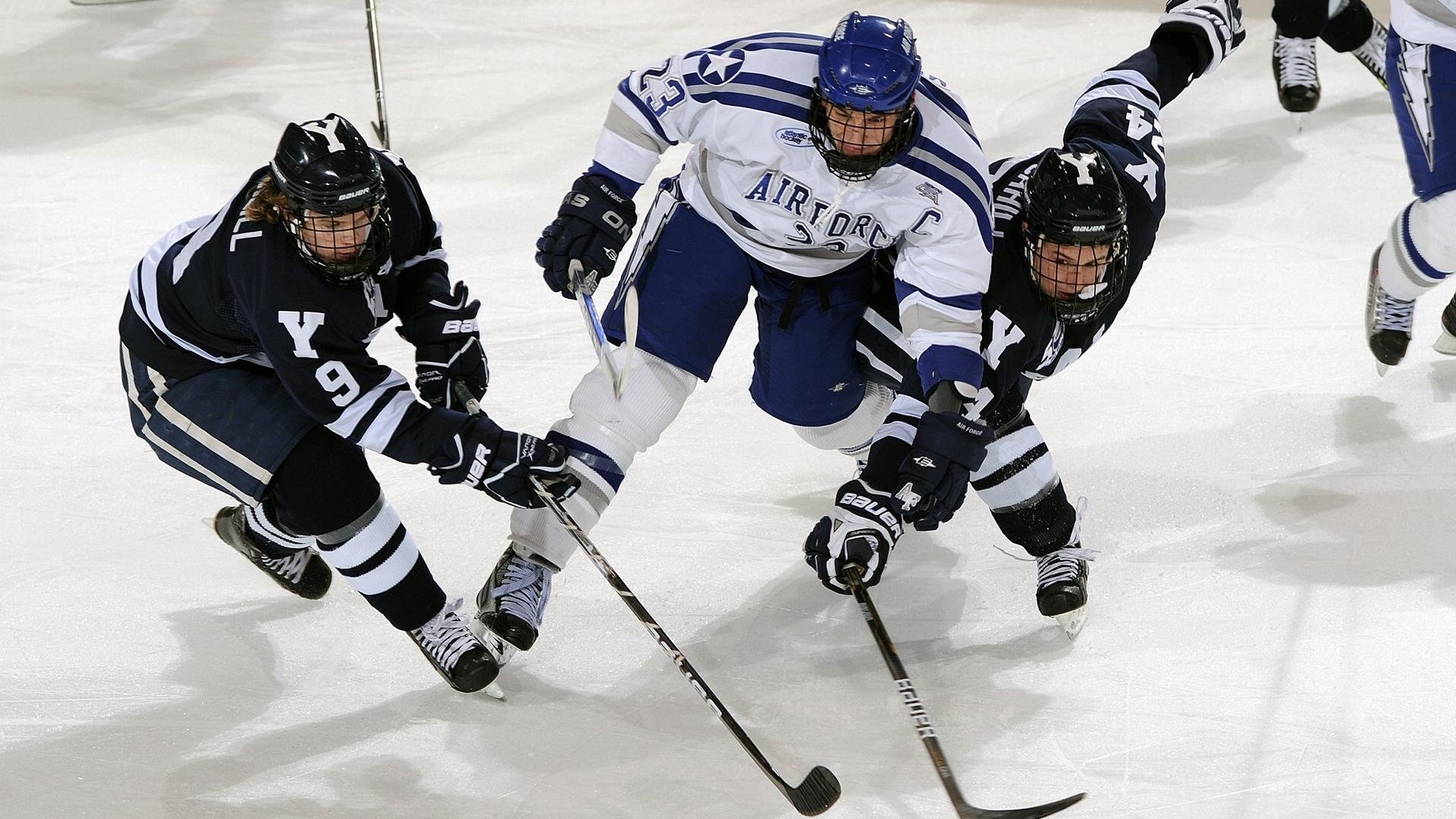 赛道奇迹，雷诺车队惊天翻盘威廉姆斯，周冠宇惊艳四座